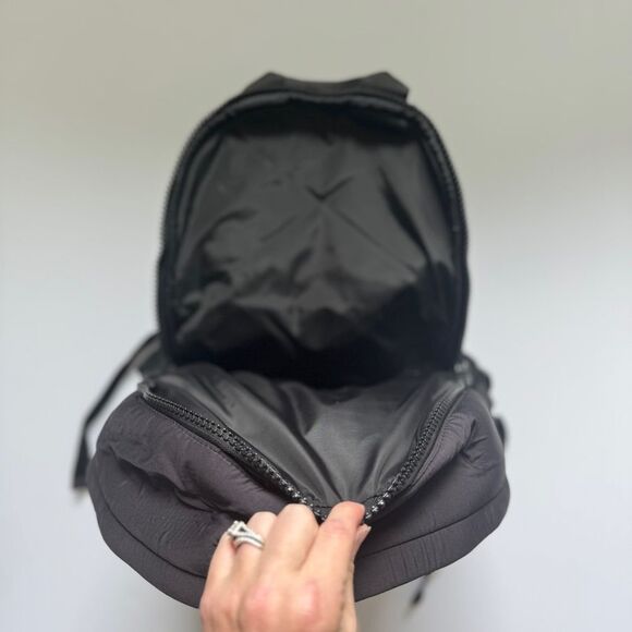 Dagne Dover Black Onyx Neoprene Dakota Backpack - Picture 9 of 9
